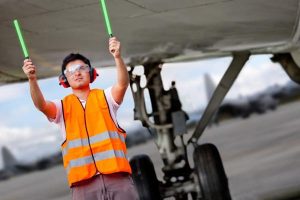 Curso oficial de operaciones aeronáuticas: qué es y requisitos